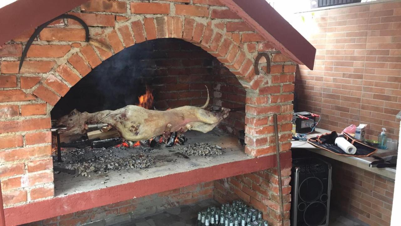 Apartment Dil Kulen Vakuf Luaran gambar