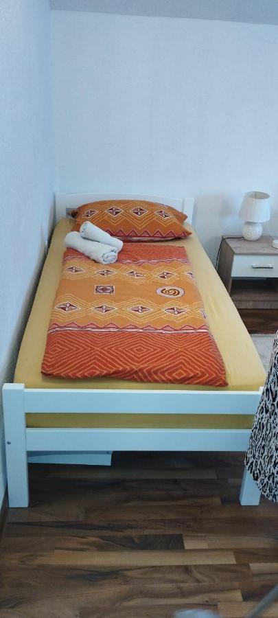 Apartment Dil Kulen Vakuf Luaran gambar