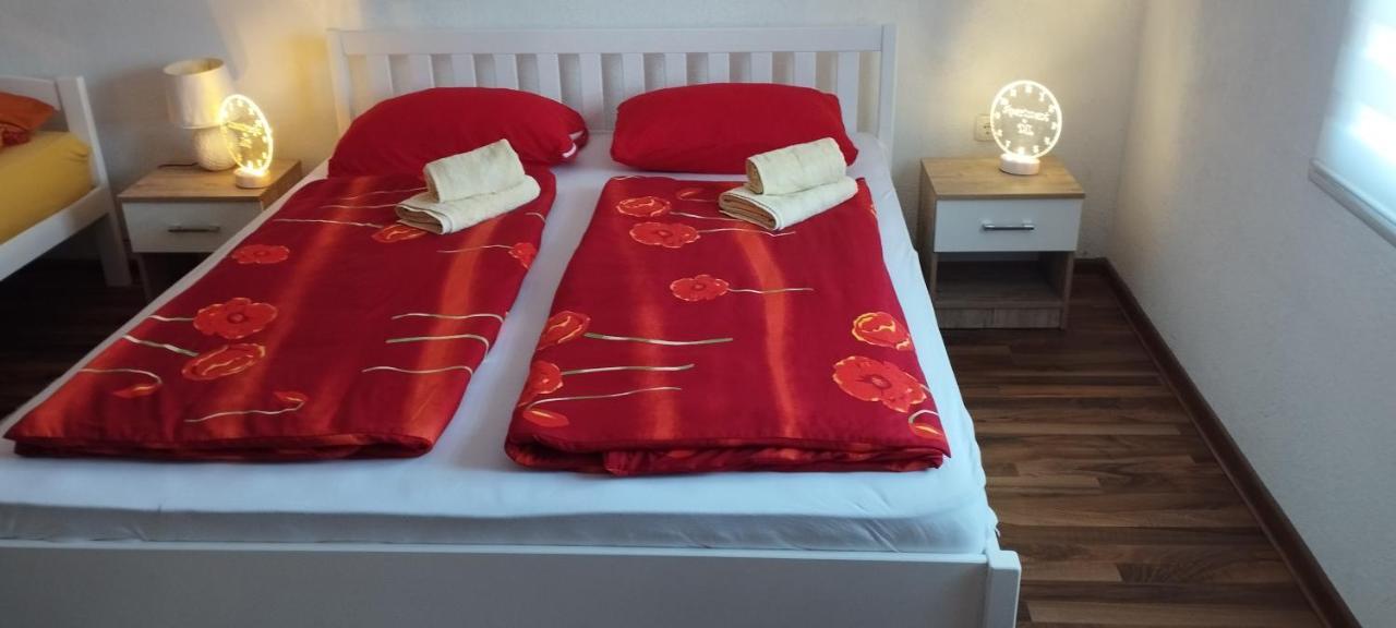 Apartment Dil Kulen Vakuf Luaran gambar