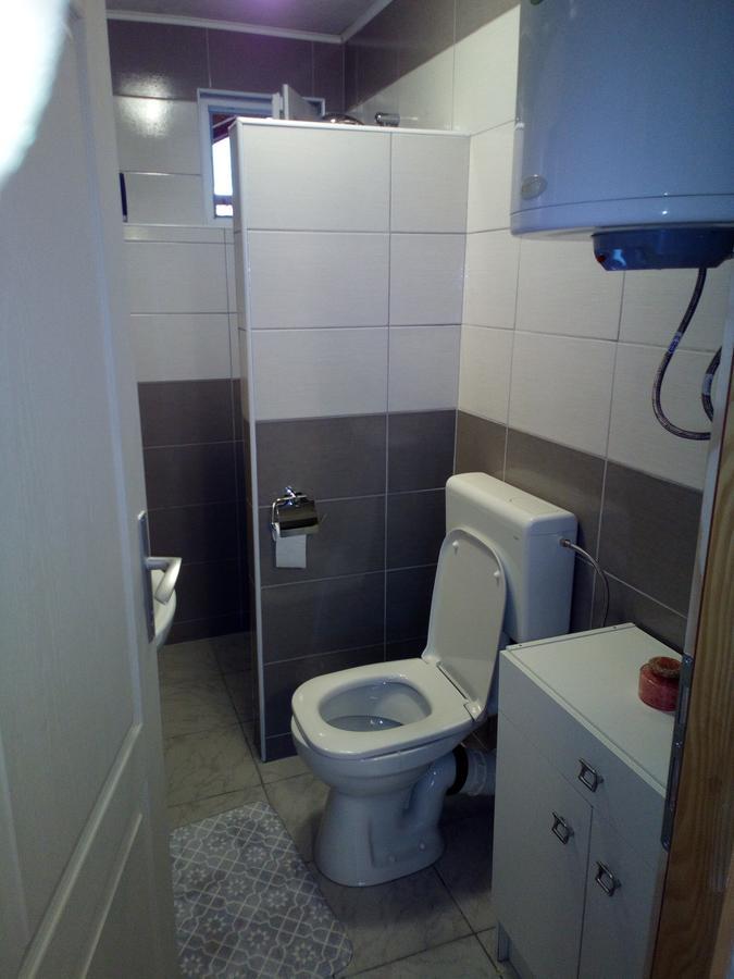 Apartment Dil Kulen Vakuf Luaran gambar