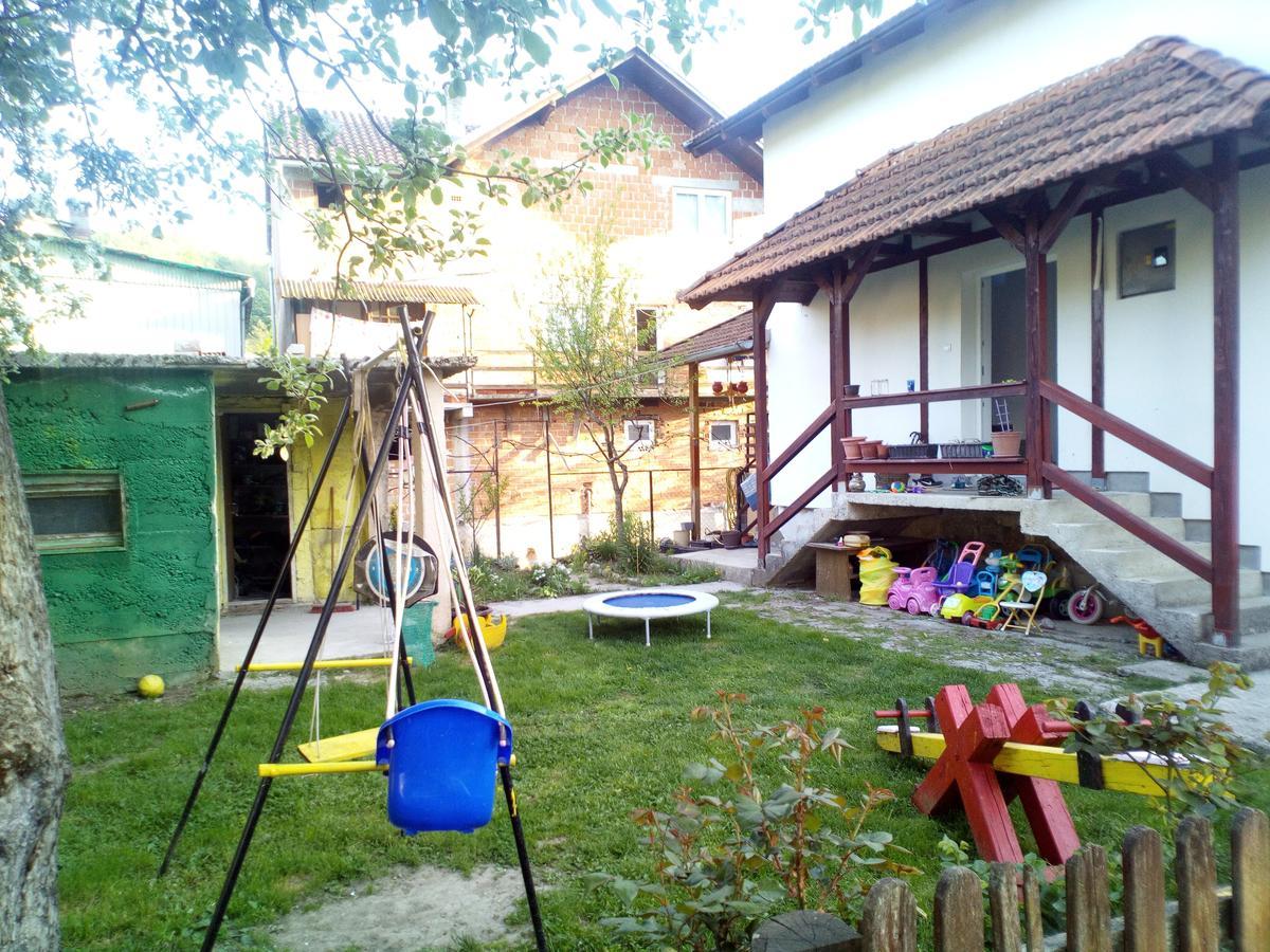 Apartment Dil Kulen Vakuf Luaran gambar