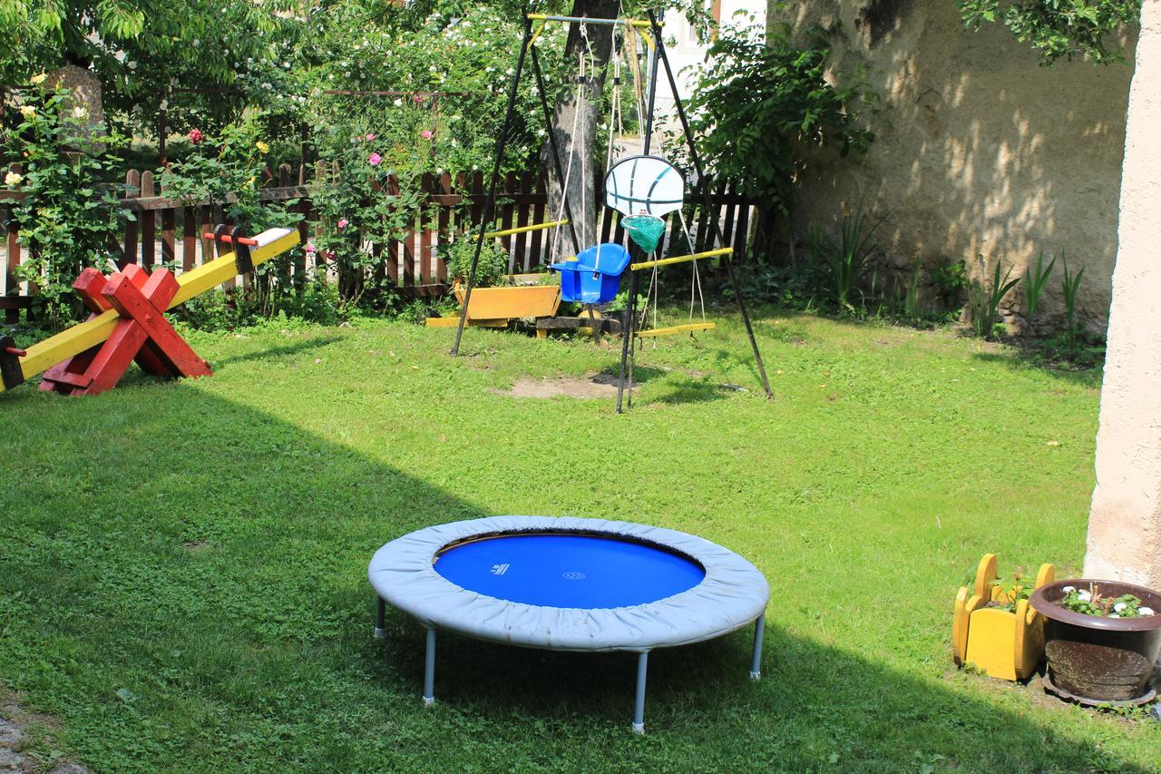 Apartment Dil Kulen Vakuf Luaran gambar