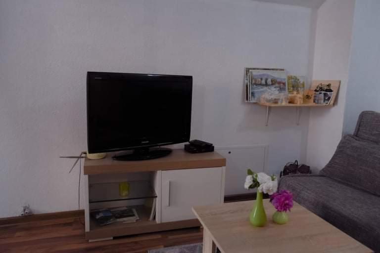 Apartment Dil Kulen Vakuf Luaran gambar